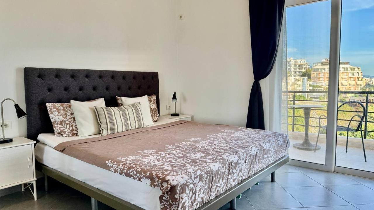 شقة Viola Sea View Penthouse ساراندا المظهر الخارجي الصورة